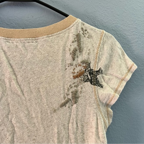 Embroidered Tshirt with Tree and Birds - Picture 13 of 14